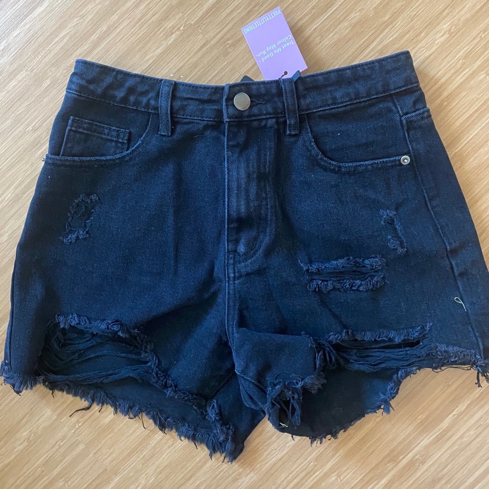 never worn high waisted black jean shorts
